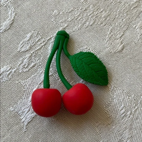 Japan Rubber Collectible Colorful Fruit and Vegetable Eraser Kids Toys Set - Picture 7 of 12